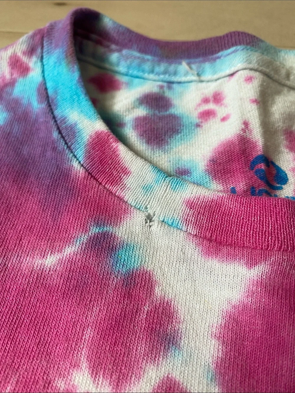 Liquid Blue ✨ Vintage Tie-Dye Mushroom Graphic Tee - Multicolor size Small - Picture 3 of 5
